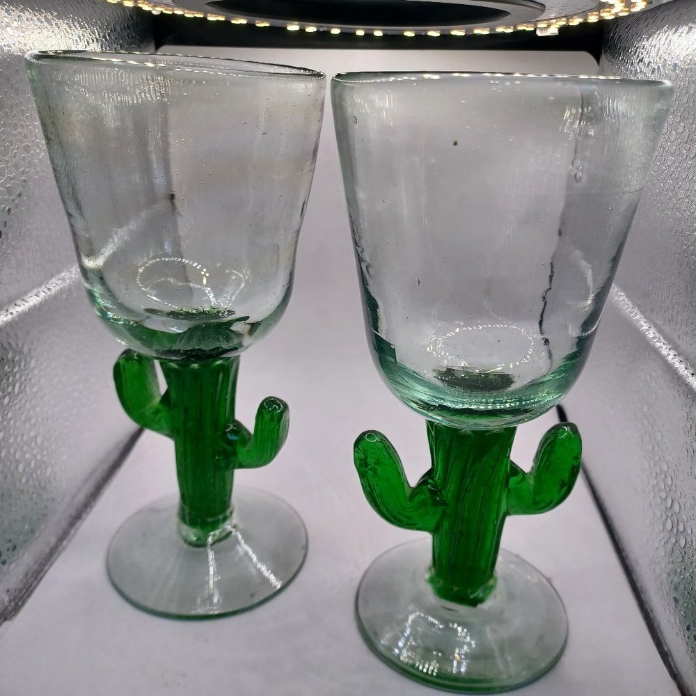 Vintage Two Mexican Hand-Blown Cactus Margarita‎ Glasses